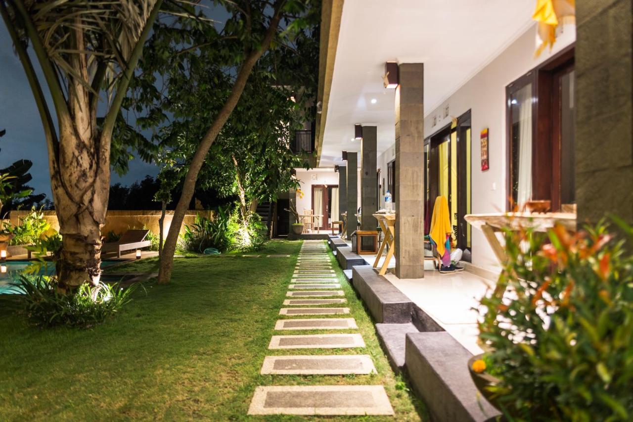 Umah Tikari Guesthouse Canggu Exterior foto