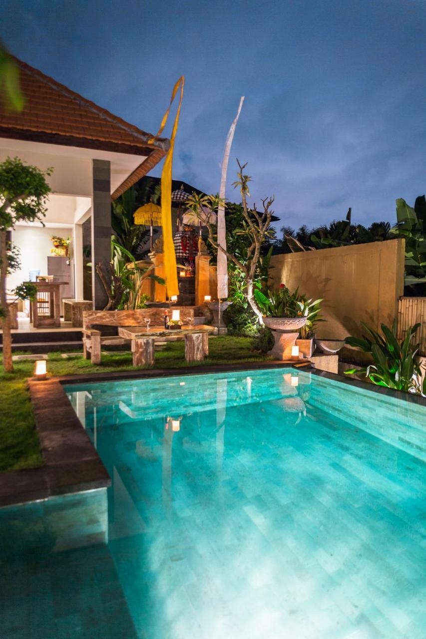 Umah Tikari Guesthouse Canggu Exterior foto