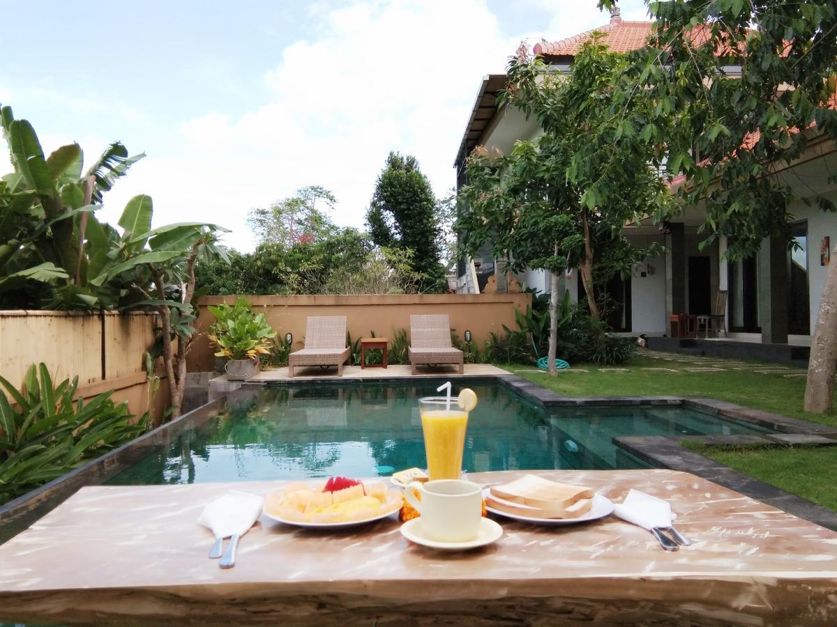 Umah Tikari Guesthouse Canggu Exterior foto